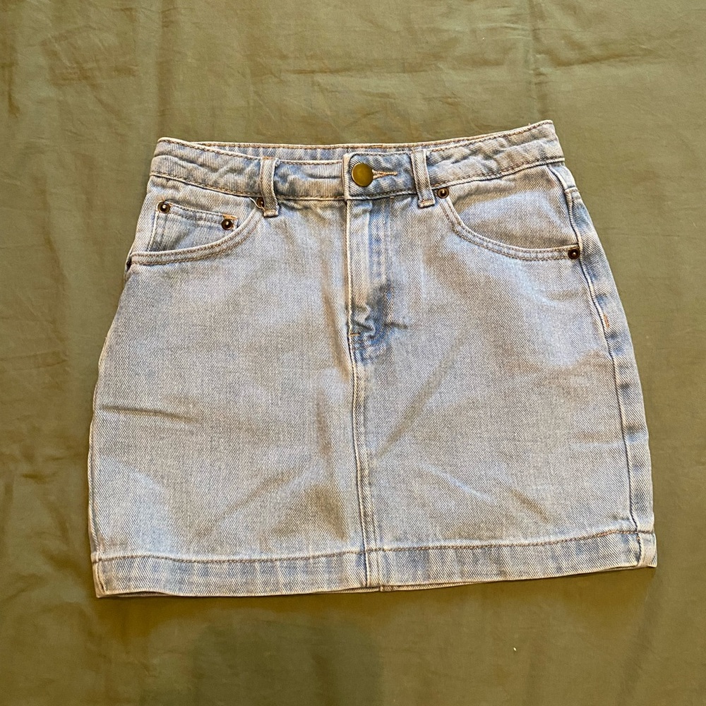 F21 Light Wash Denim Skirt